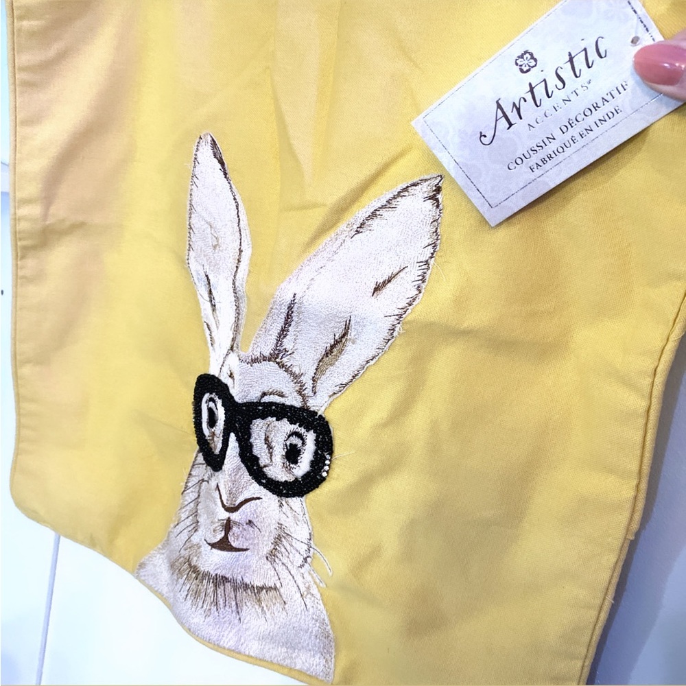 NWT Bunny Rabbit throw pillow cover
